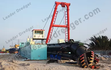 LD4500 Sand Suction Dredger 2000m Discharge Distance Equipped With Service Boat  - Leader Dredger